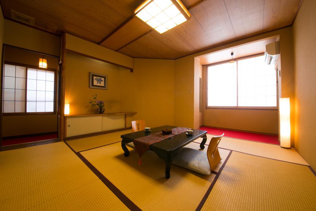 Watanabe Hotel Nagoia Quarto foto