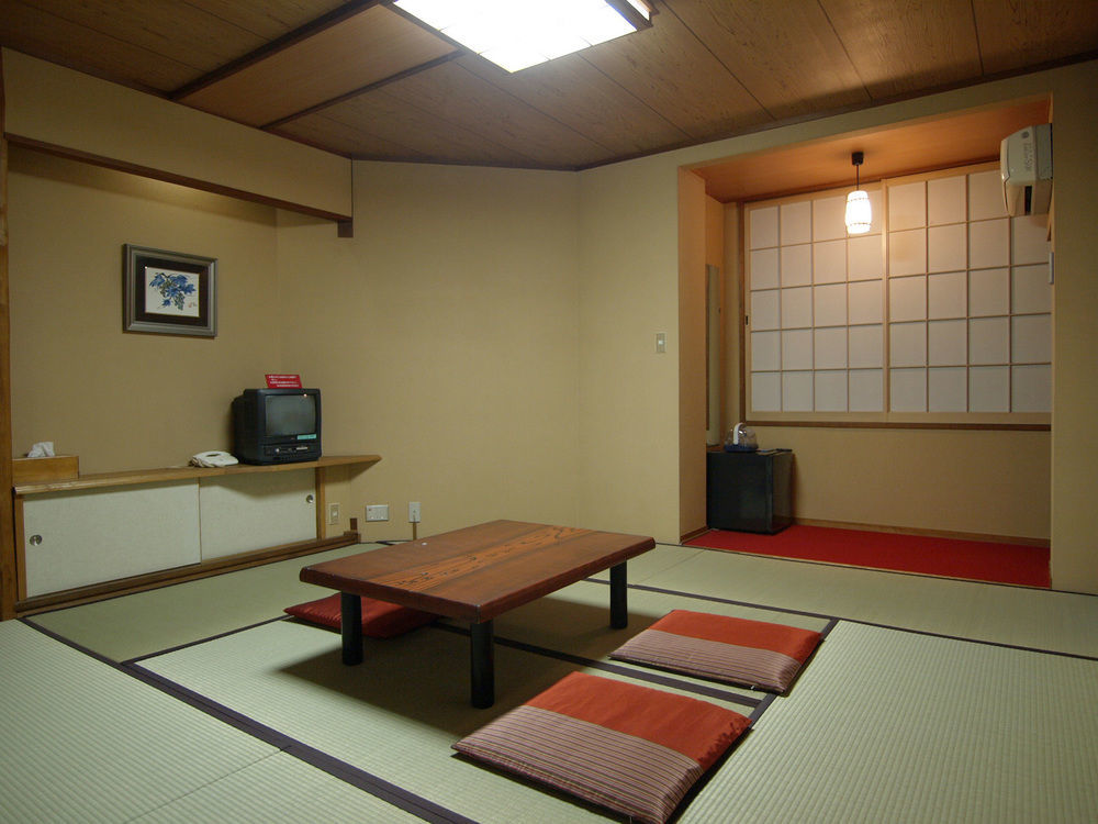 Watanabe Hotel Nagoia Exterior foto